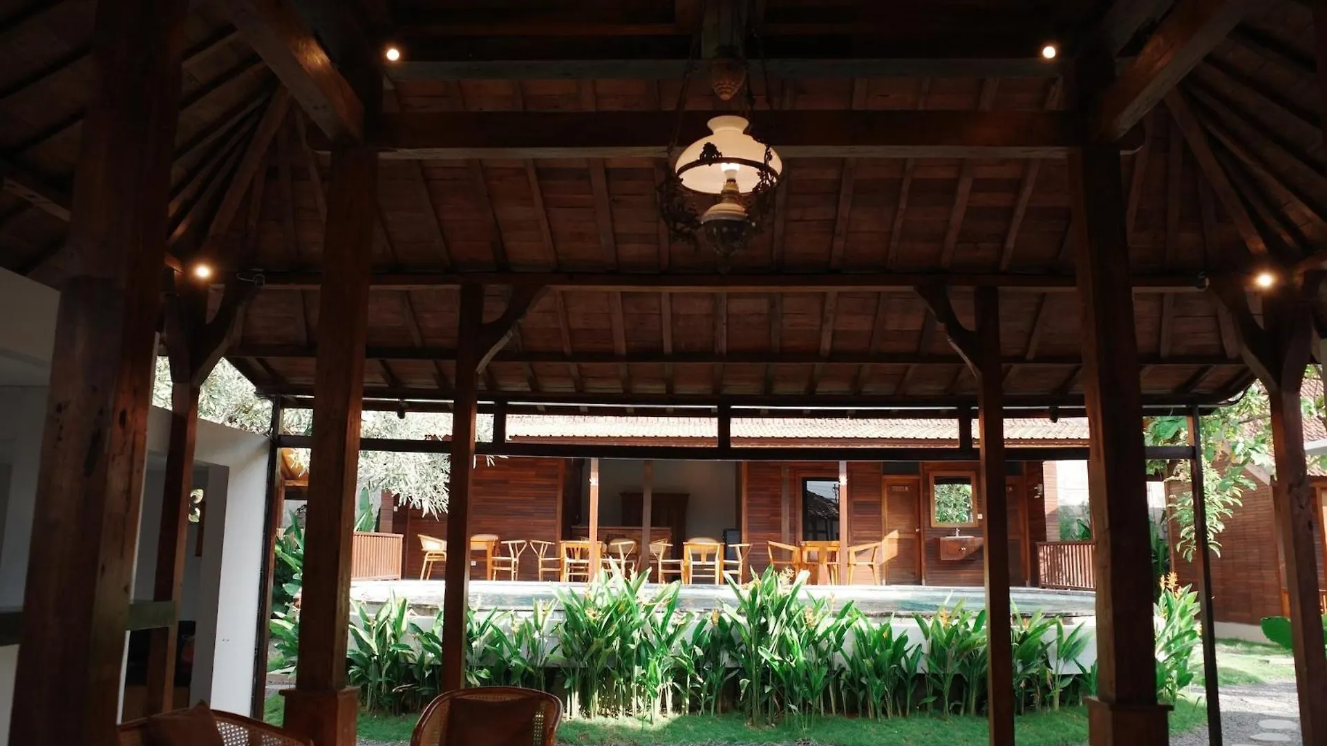 The Riang Villa Kerobokan  Kerobokan (Bali)